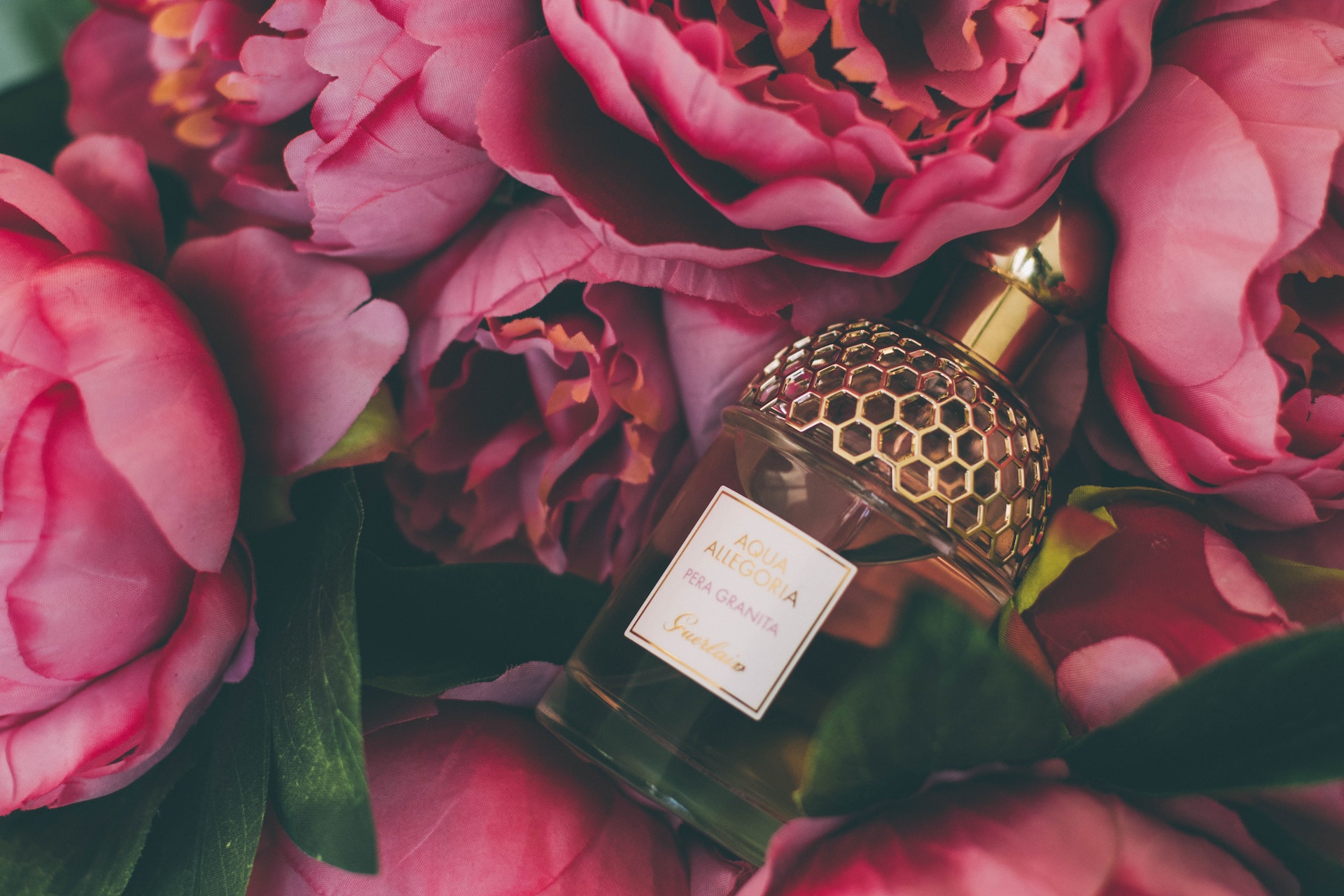 dream perfumes dubai, best perfume shop in dubai, dream perfume shop, dream parfume, dream perfumes, parfumes, perfume, UAE, Dubai, Dream Perfume Shop, perfume oil, essential oil, agarwood, bakhoor, fragrance retailer, fragrance wholesaler, online shopping, exquisite fragrances, luxury scents, Middle Eastern perfumes, musk, attar, designer perfumes, gift sets, beauty products, best perfume shop in dubai, Buy online and get the delivery in Dubai and across UAE, buy best perfume in dubai, perfume in dubai, perfume shop near me, perfume oil near me, best price perfumes, dubai perfumes, perfume store Deira Dubai, buy top quality perfume from uae, dream perfume Deira website, dream perfume delivery, dream perfume online, dream perfume online payment, Design your own perfume bottle and select from a variety of world and popular fragrances, the best fragrances of perfumes in bottles of different sizes, designs and at affordable prices, delivery in UAE and all GCC countries, world-class perfumes, competitive prices in Dubai, shop authentic and exquisite fragrances, best perfumes near me, best price fragrance oil